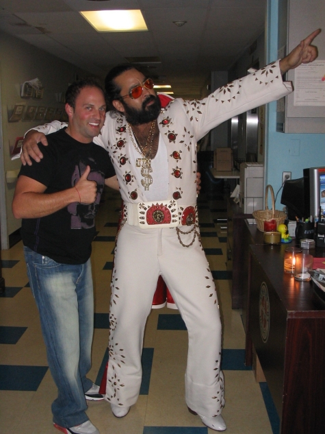 elvis-001-crop.jpg